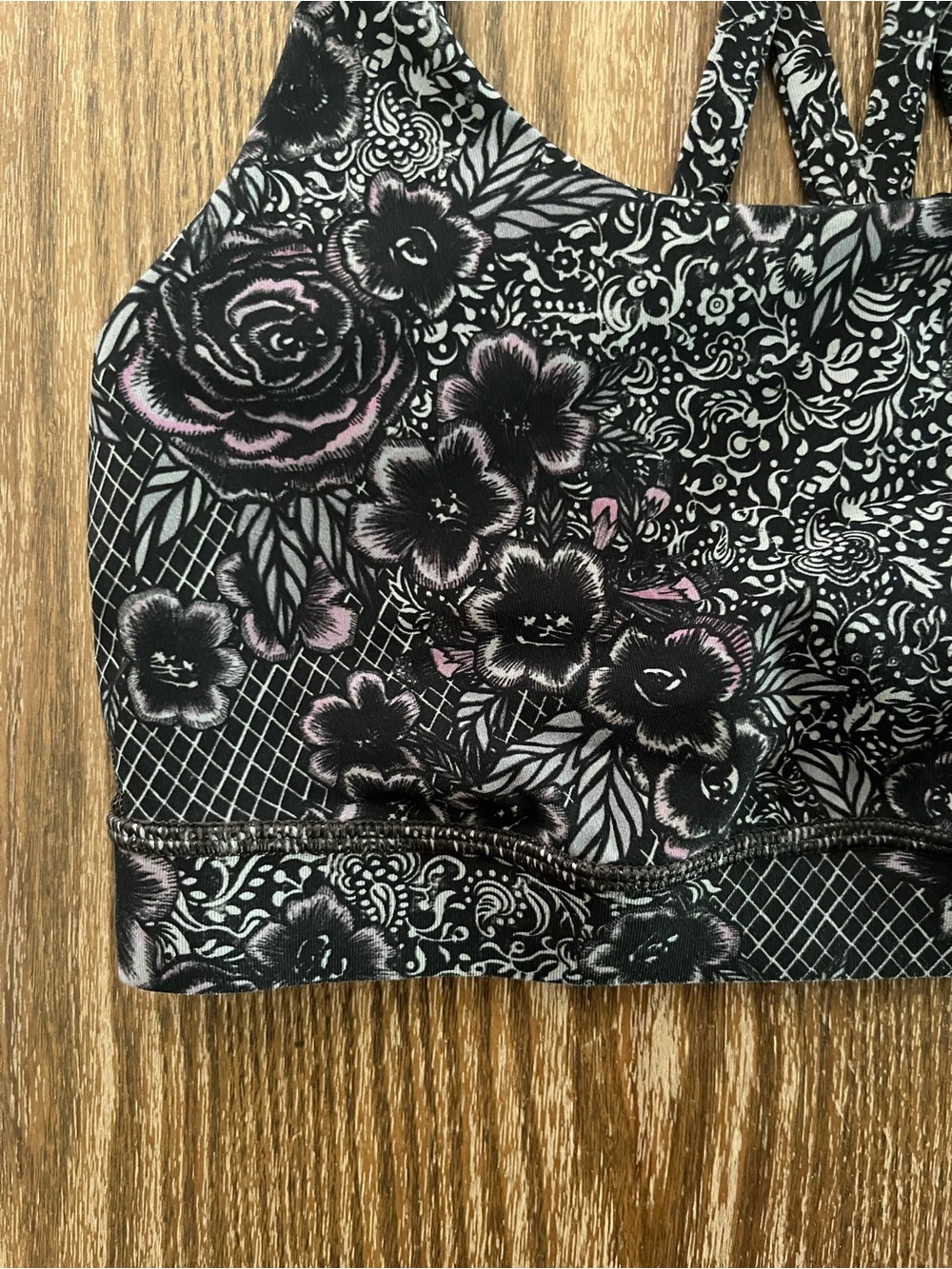 LULULEMON Energy Bra Trellis Bloom Energy Bra Ice Grey Black Women's Size 6 - Picture 2 of 6